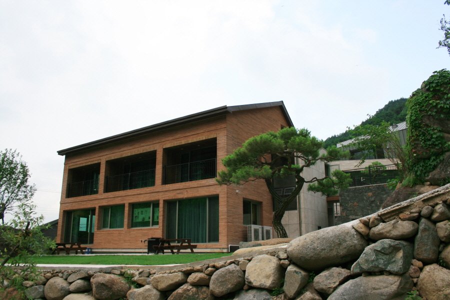 몽펠리에 527 모노